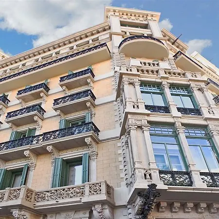 Ginebra Hotel *