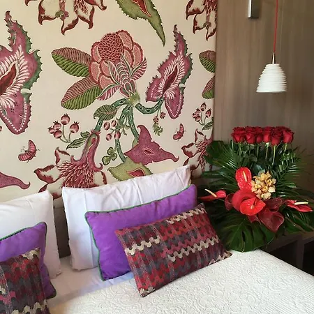 Ginebra Ξενοδοχείο *